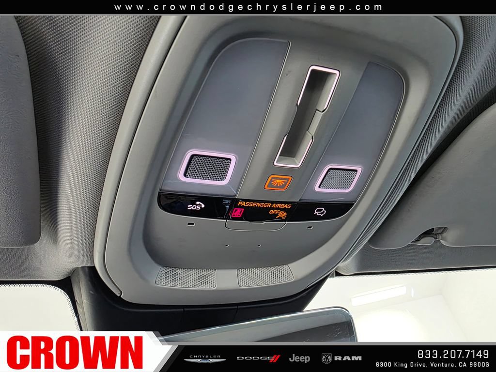 Used 2024 Volvo S60 B5 Plus AWD/4WD image 24