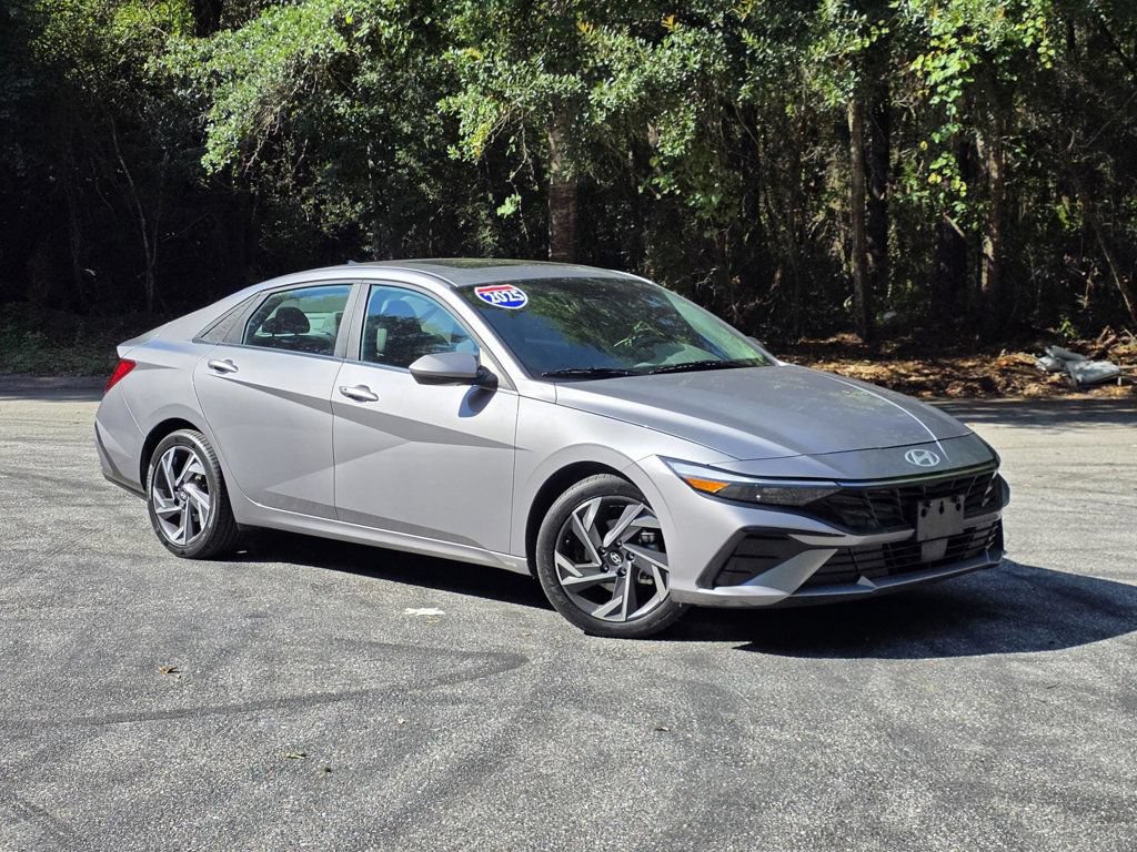 Used 2025 Hyundai Elantra SEL