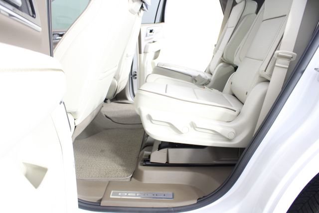 Used 2025 GMC Yukon Denali w/ Denali Reserve Package image 22