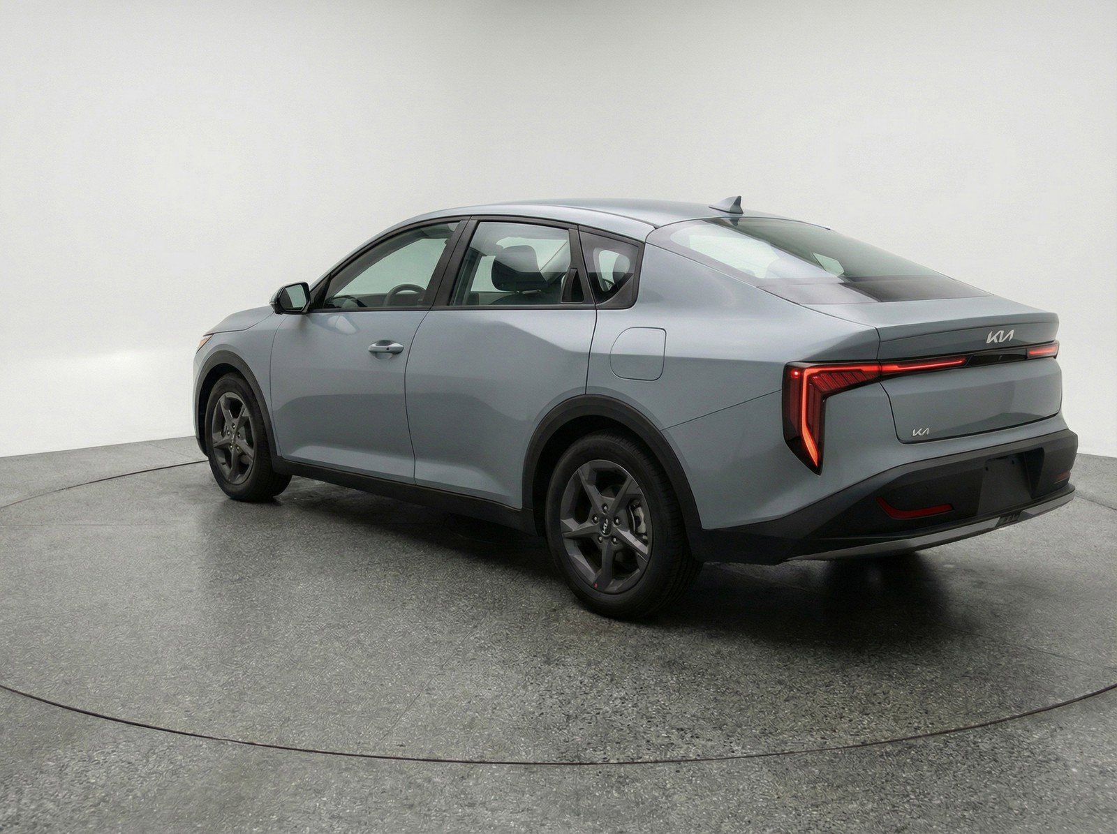 Used 2025 Kia K4 LXS FWD image 6