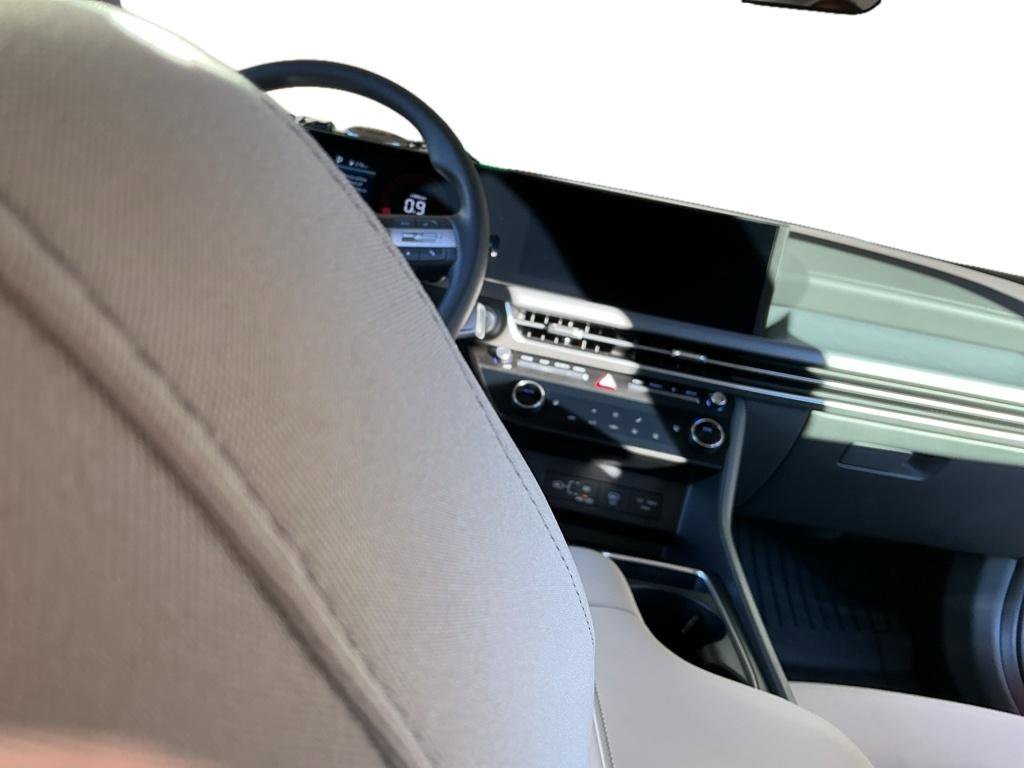 Certified 2025 Hyundai Sonata SEL image 6