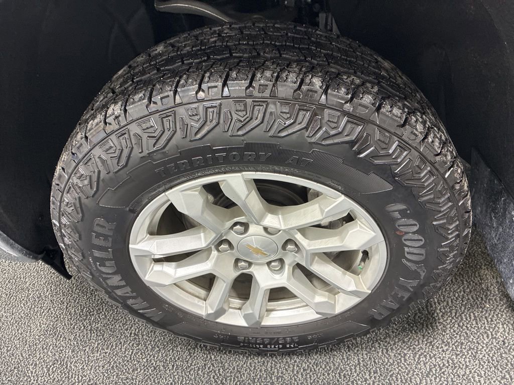 Used 2024 Chevrolet Silverado 1500 LT w/ Protection Package image 8