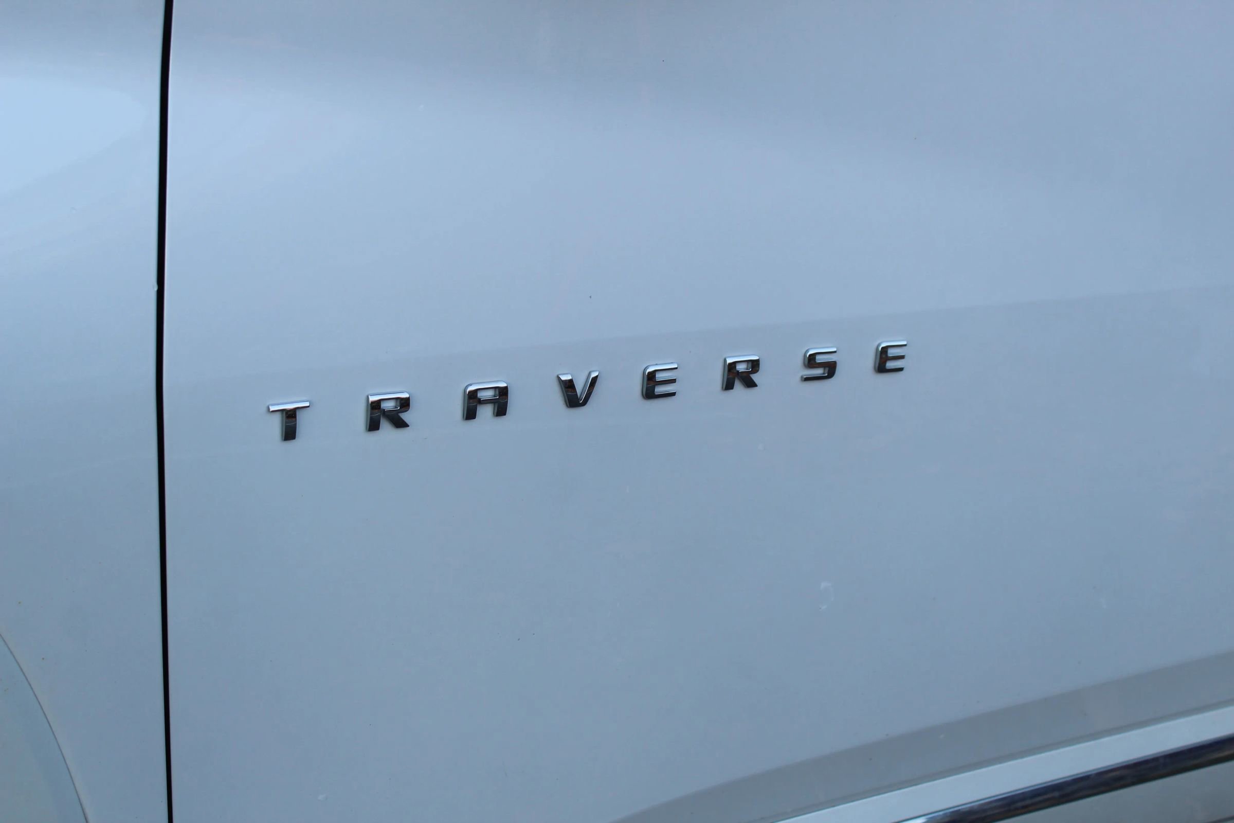 Used 2020 Chevrolet Traverse High Country image 39