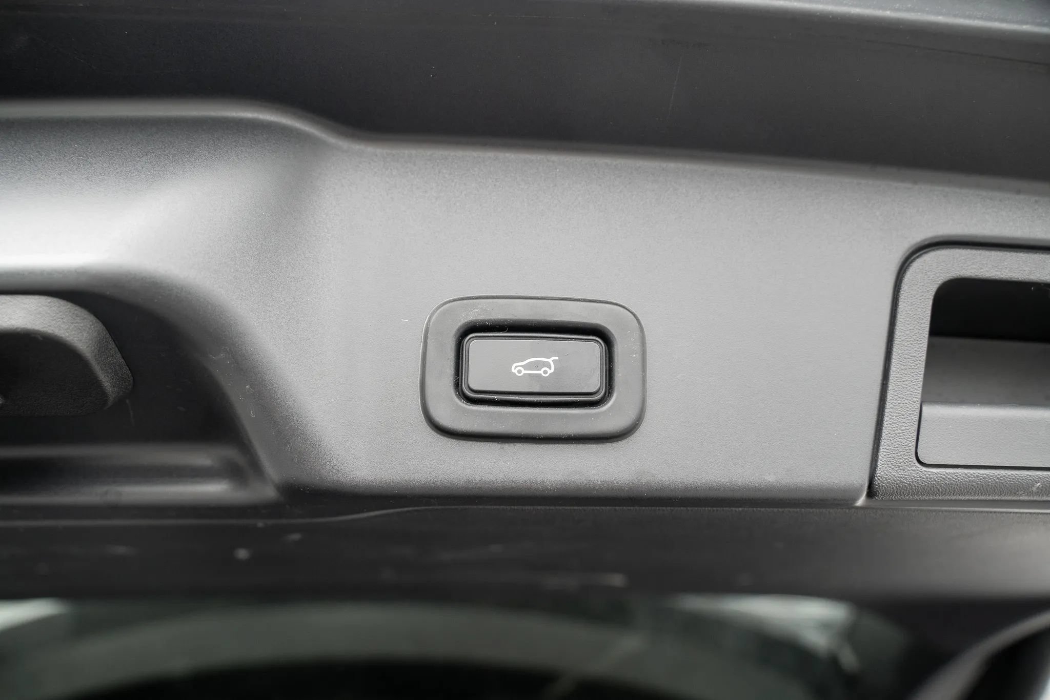 Used 2020 Land Rover Range Rover Evoque SE AWD/4WD image 10