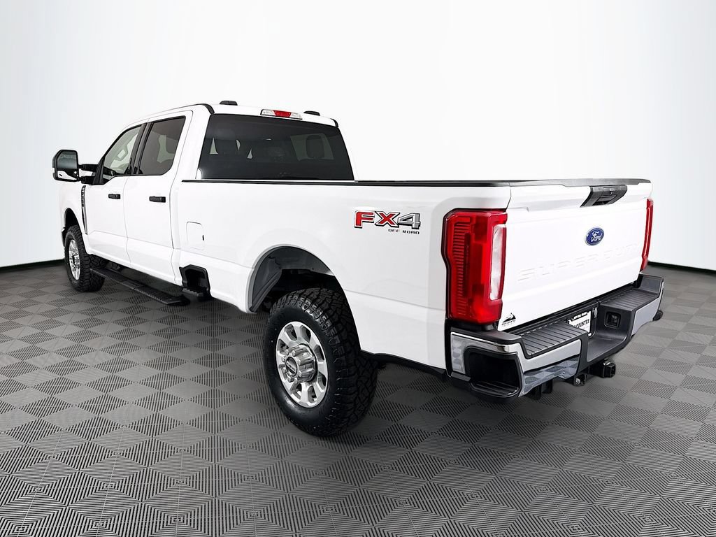 Used 2024 Ford F350 XLT w/ FX4 Off-Road Package AWD/4WD image 5