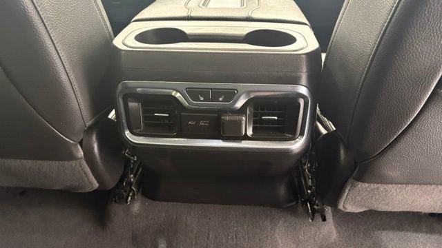 Used 2020 GMC Sierra 1500 Denali w/ Denali Carbonpro Edition AWD/4WD image 28