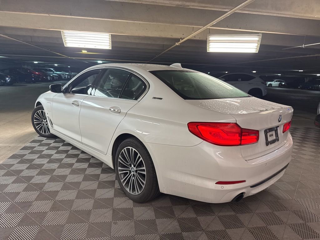 Used 2018 BMW 530e xDrive image 5