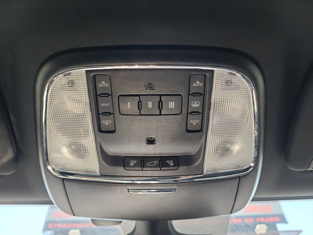 Used 2019 Jeep Grand Cherokee Limited X AWD/4WD image 24