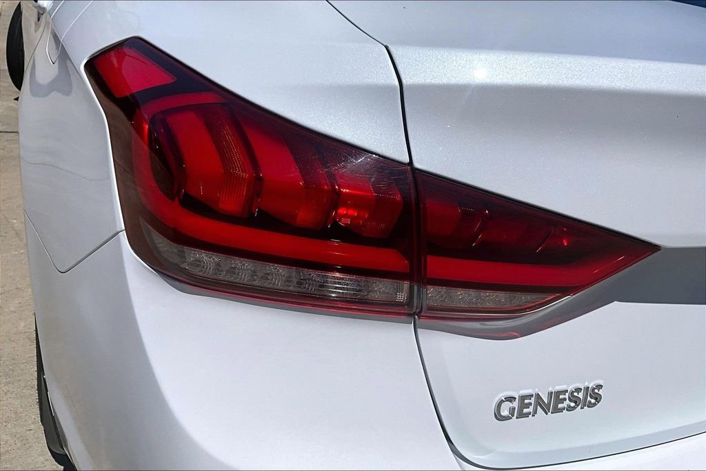 Used 2016 Hyundai Genesis 3.8 w/ Option Group 02 RWD image 40