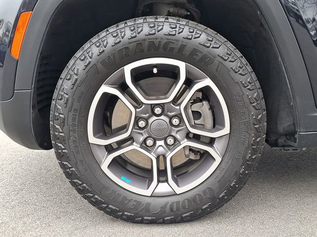 Used 2022 Jeep Grand Cherokee Trailhawk w/ Luxury Tech Group III image 8