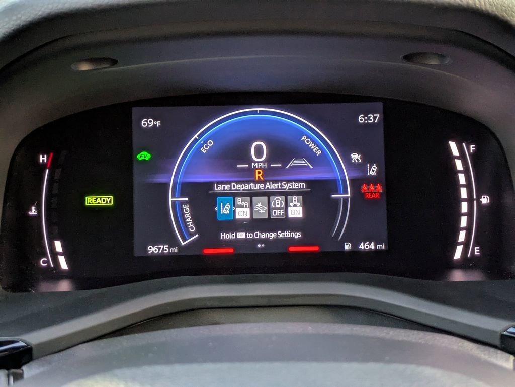 Certified 2025 Toyota Camry SE w/ Convenience Package image 27