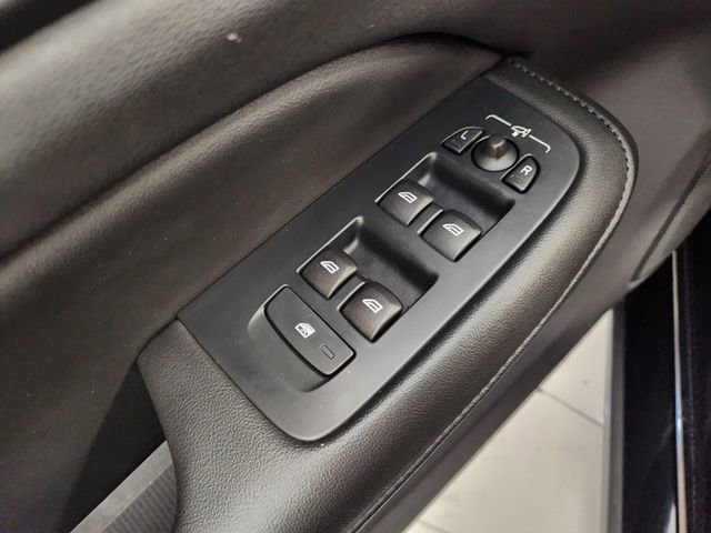 Used 2024 Volvo S60 B5 Core image 23