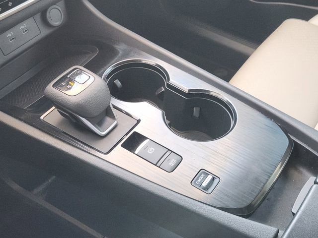 Used 2025 Nissan Rogue SV w/ SV Premium Package FWD image 16