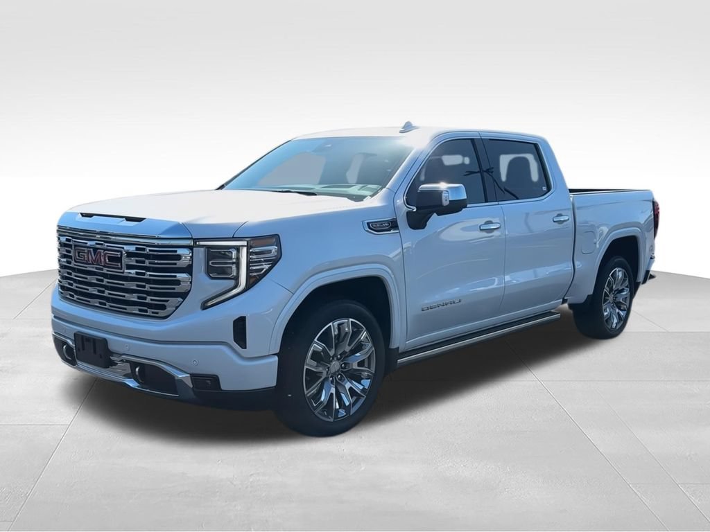 Used 2025 GMC Sierra 1500 Denali w/ Denali Reserve Package AWD/4WD image 4