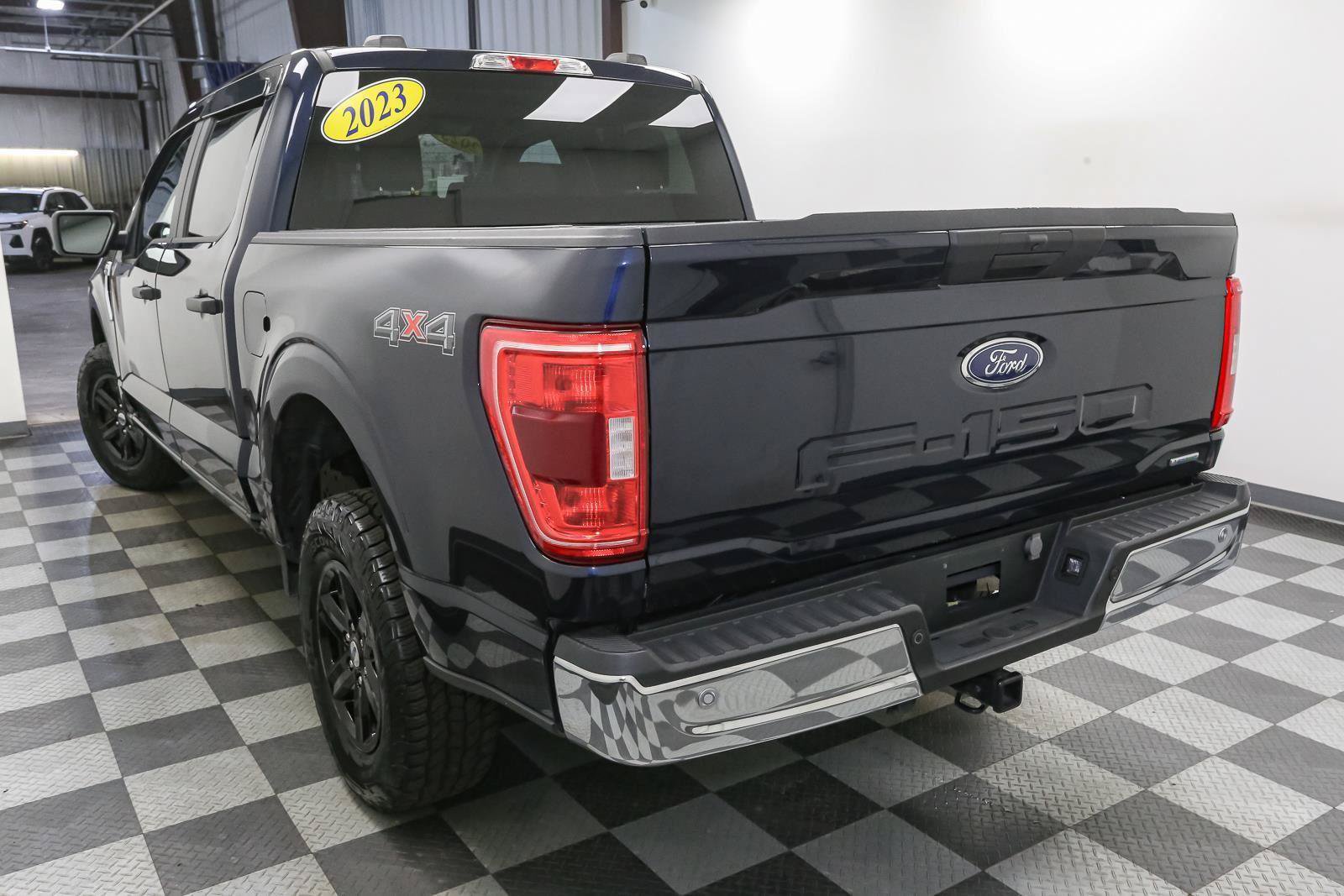 Used 2023 Ford F150 XLT AWD/4WD image 10