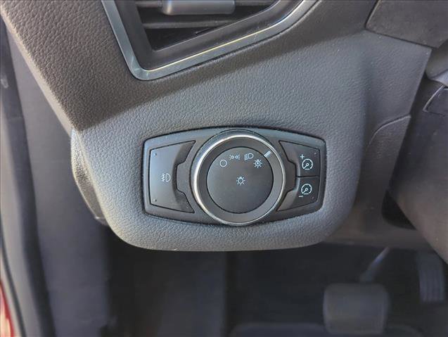 Used 2013 Ford C-MAX SEL image 16