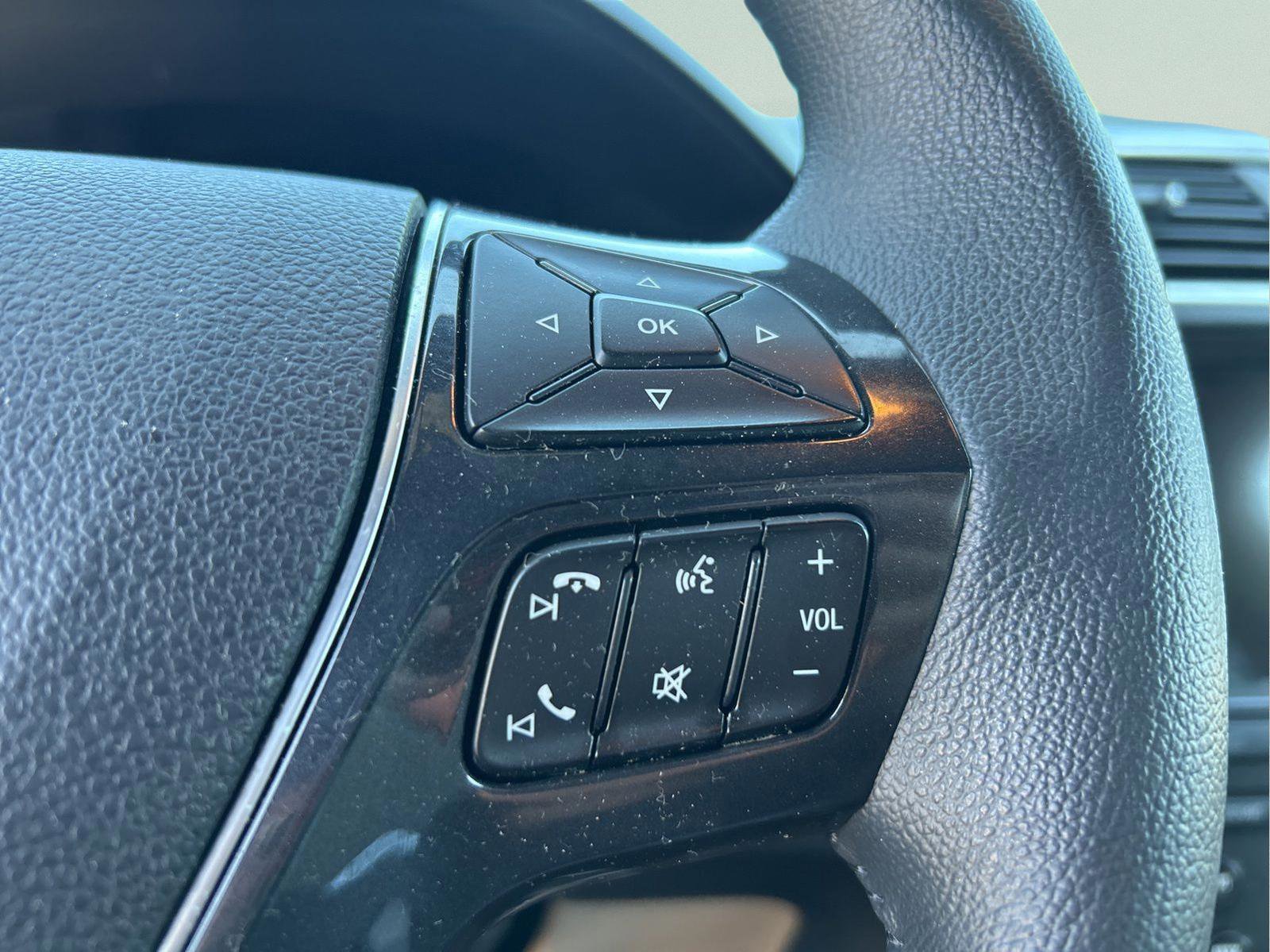 Used 2019 Ford Explorer Limited w/ Class III Trailer Tow Package FWD image 14