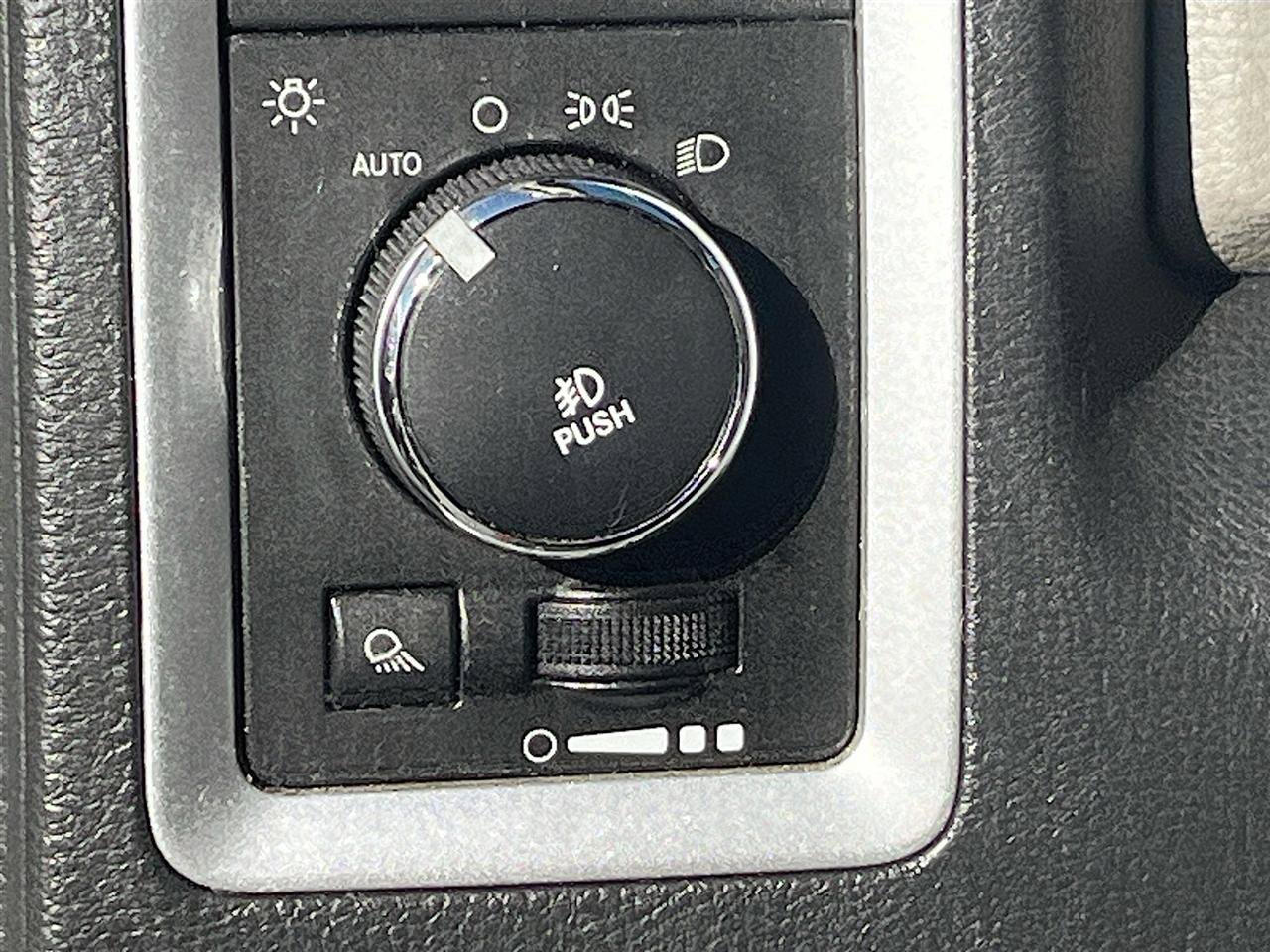 Used 2012 RAM 1500 Big Horn w/ Luxury Group AWD/4WD image 9