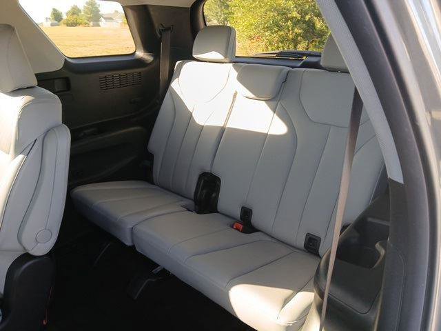 Used 2024 Hyundai Palisade SEL image 26