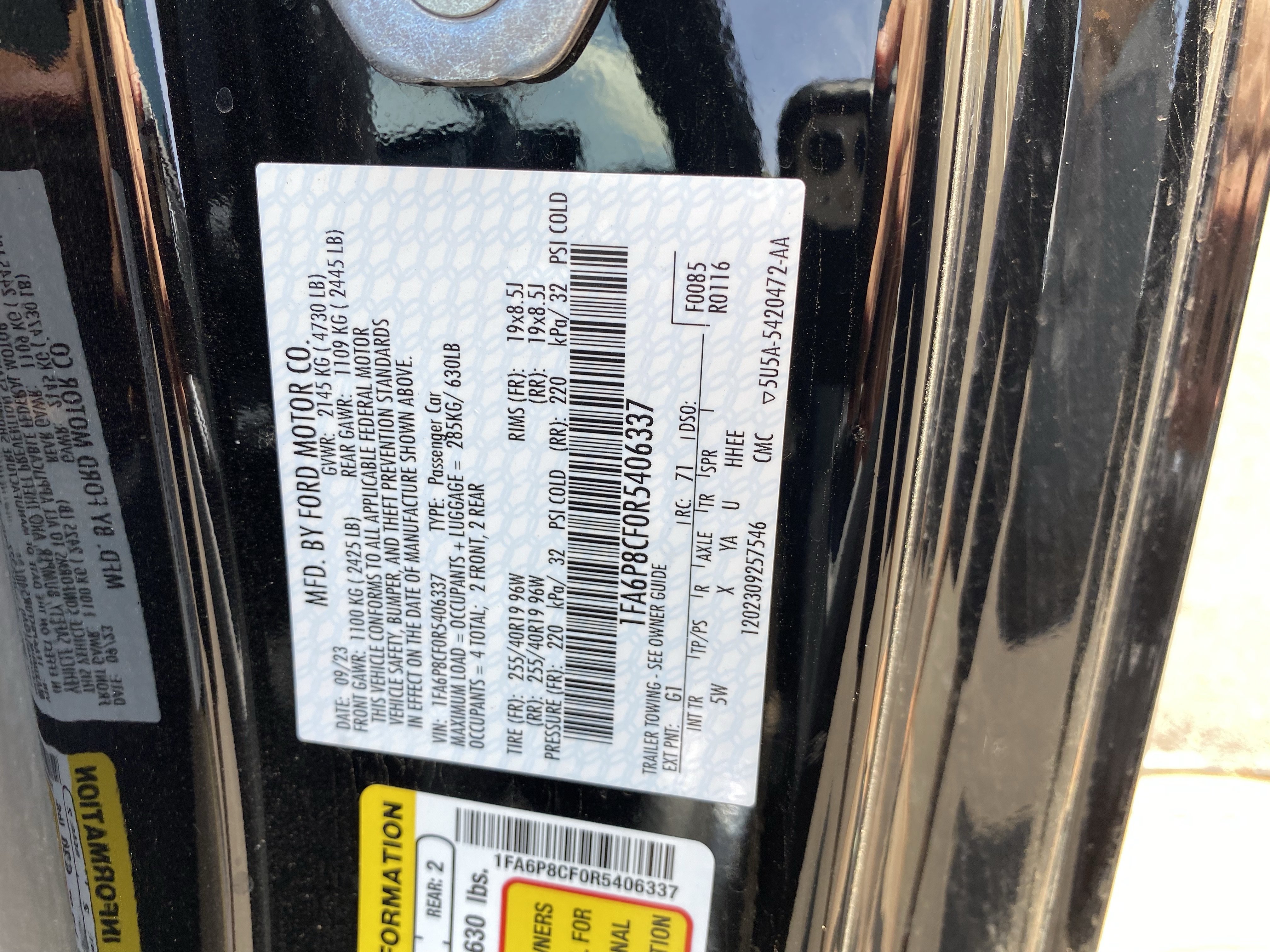 Used 2024 Ford Mustang GT Premium RWD image 33