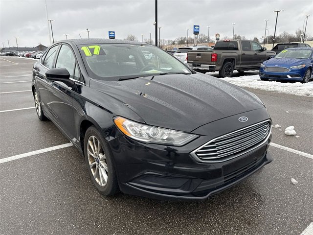 Used 2017 Ford Fusion SE w/ Fusion SE Technology Package image 1