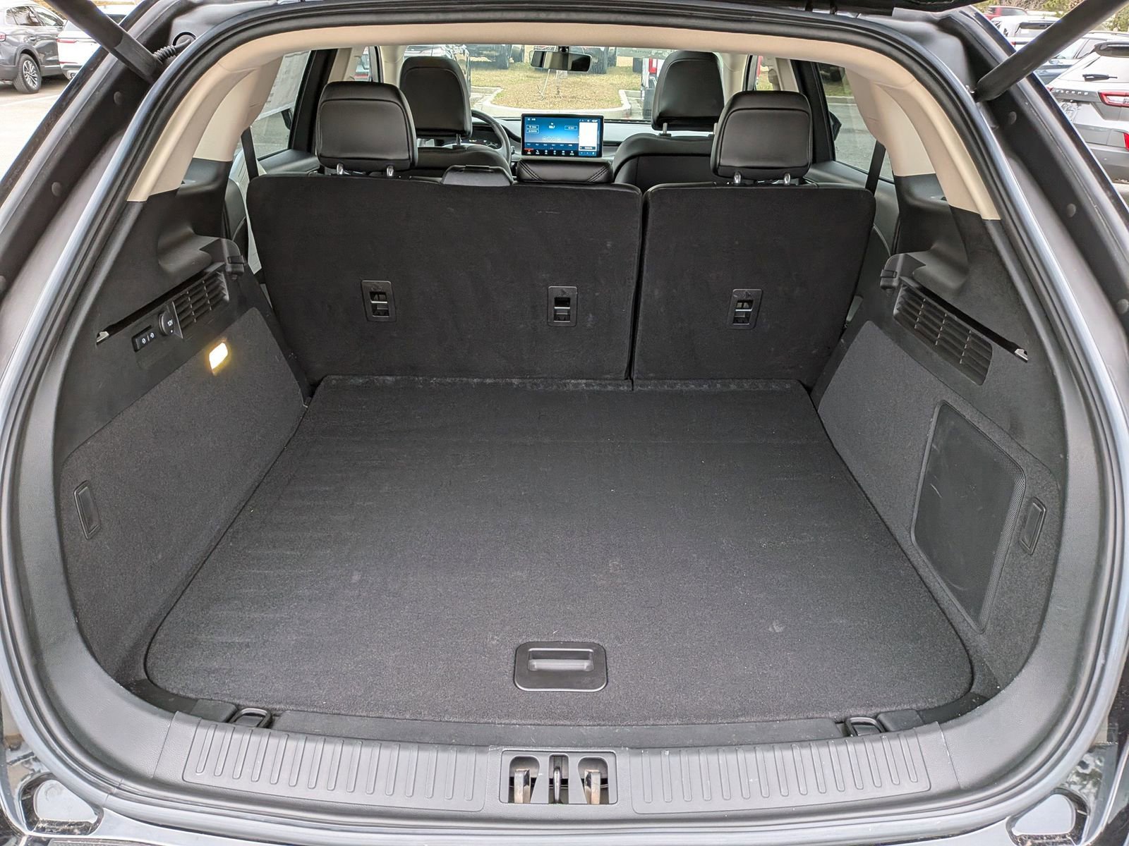 Certified 2023 Lincoln Nautilus Reserve w/ Monochromatic Package image 15