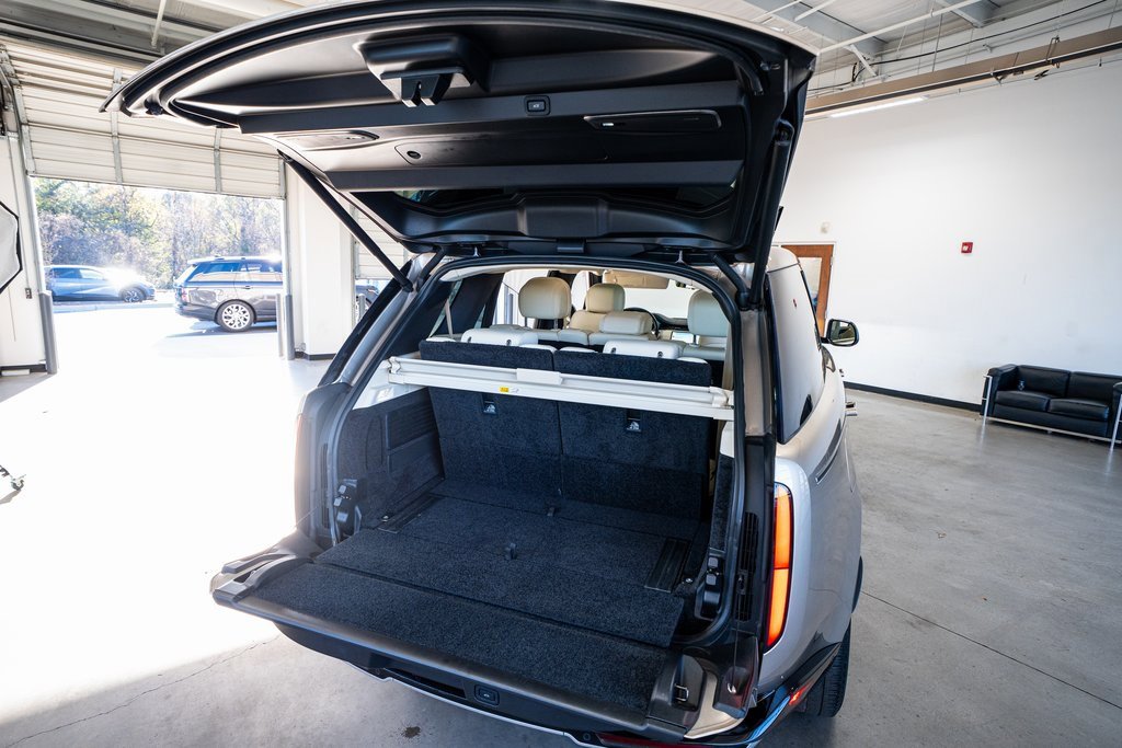 Used 2023 Land Rover Range Rover Long Wheelbase SE image 63