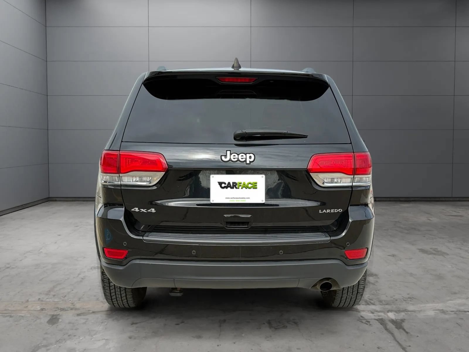 Used 2019 Jeep Grand Cherokee Laredo AWD/4WD image 10