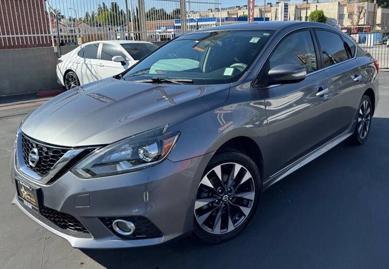 Used 2016 Nissan Sentra SR FWD image 1