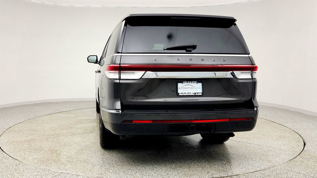 Used 2024 Lincoln Navigator Black Label AWD/4WD image 6