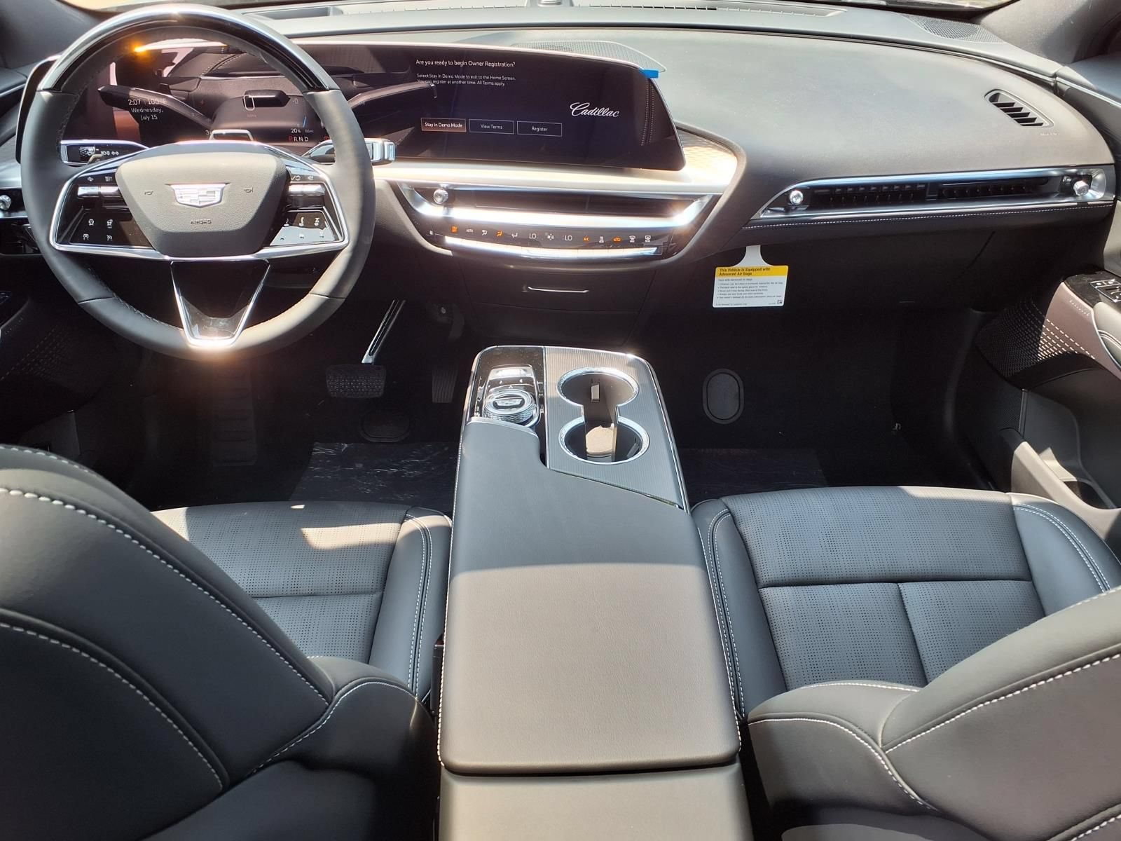 New 2026 Cadillac Lyriq Sport w/ LPO, Floor Liner Package AWD/4WD image 10