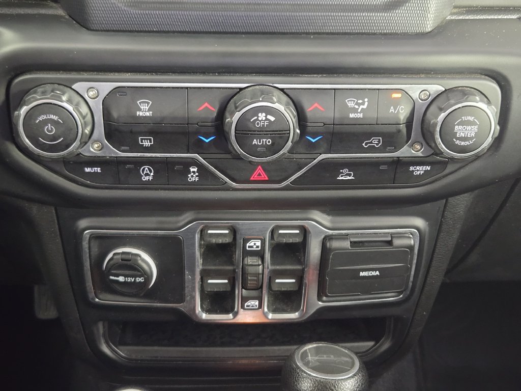 Used 2023 Jeep Gladiator Sport AWD/4WD image 20