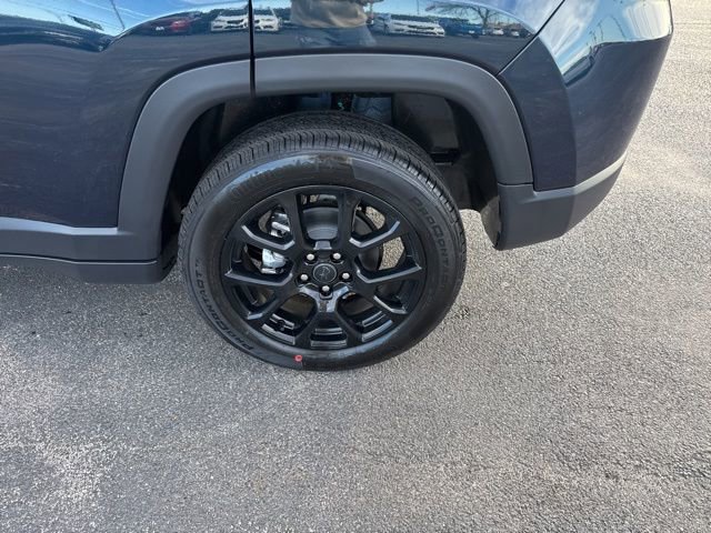 New 2026 Jeep Compass Latitude AWD/4WD image 4