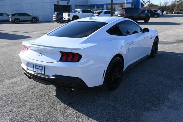 Used 2025 Ford Mustang GT Premium image 5