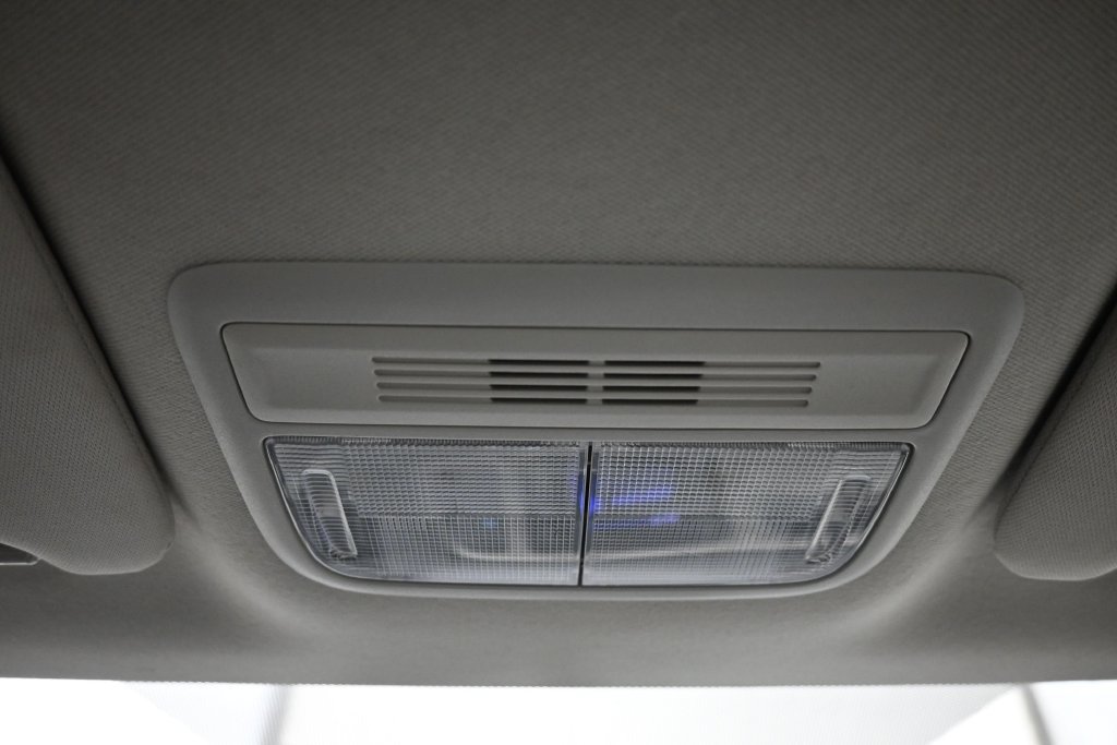 Used 2022 Honda HR-V LX image 17
