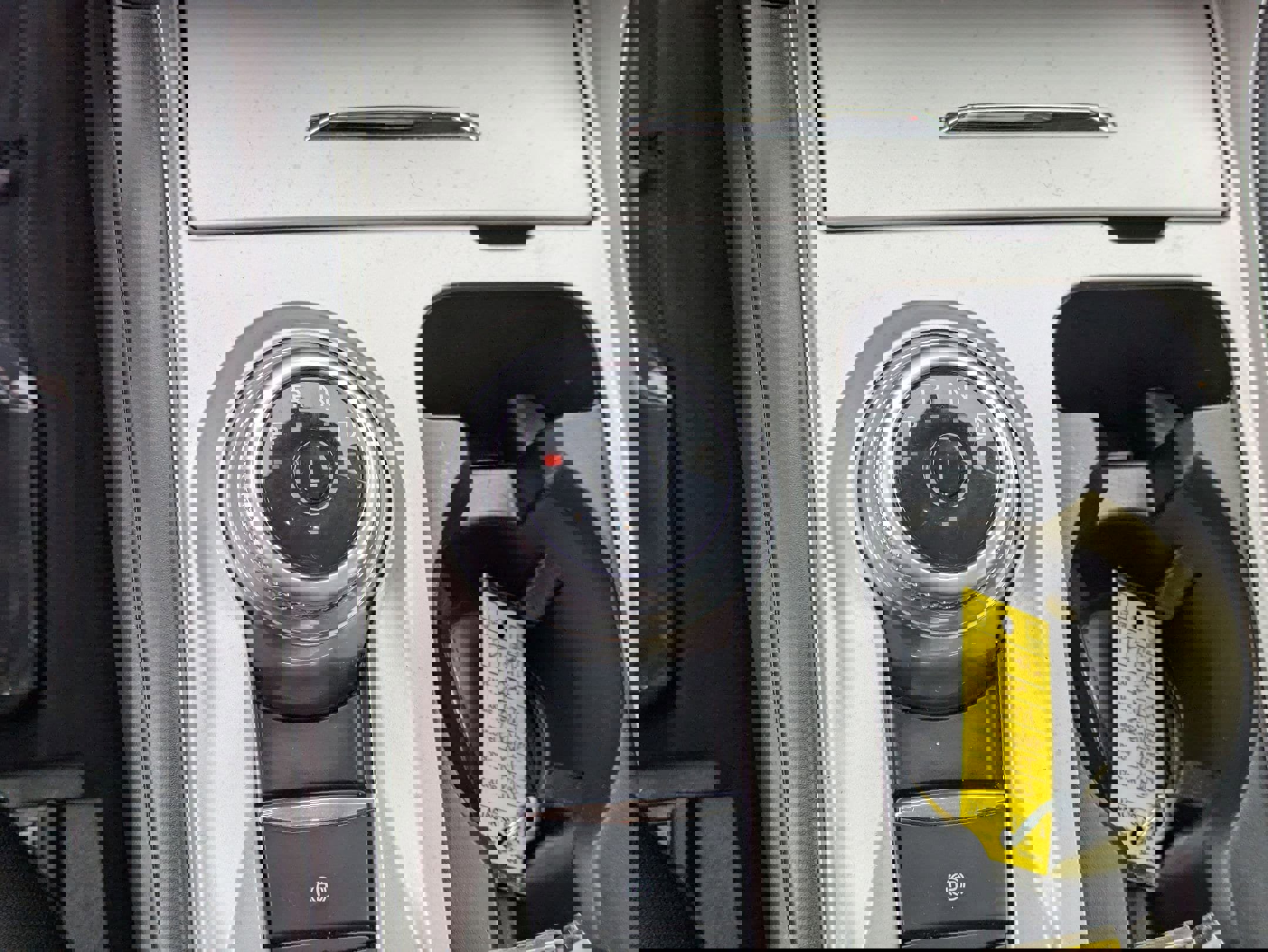 Used 2022 Ford Explorer XLT image 22