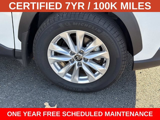 Used 2024 Toyota Corolla Cross LE FWD image 7