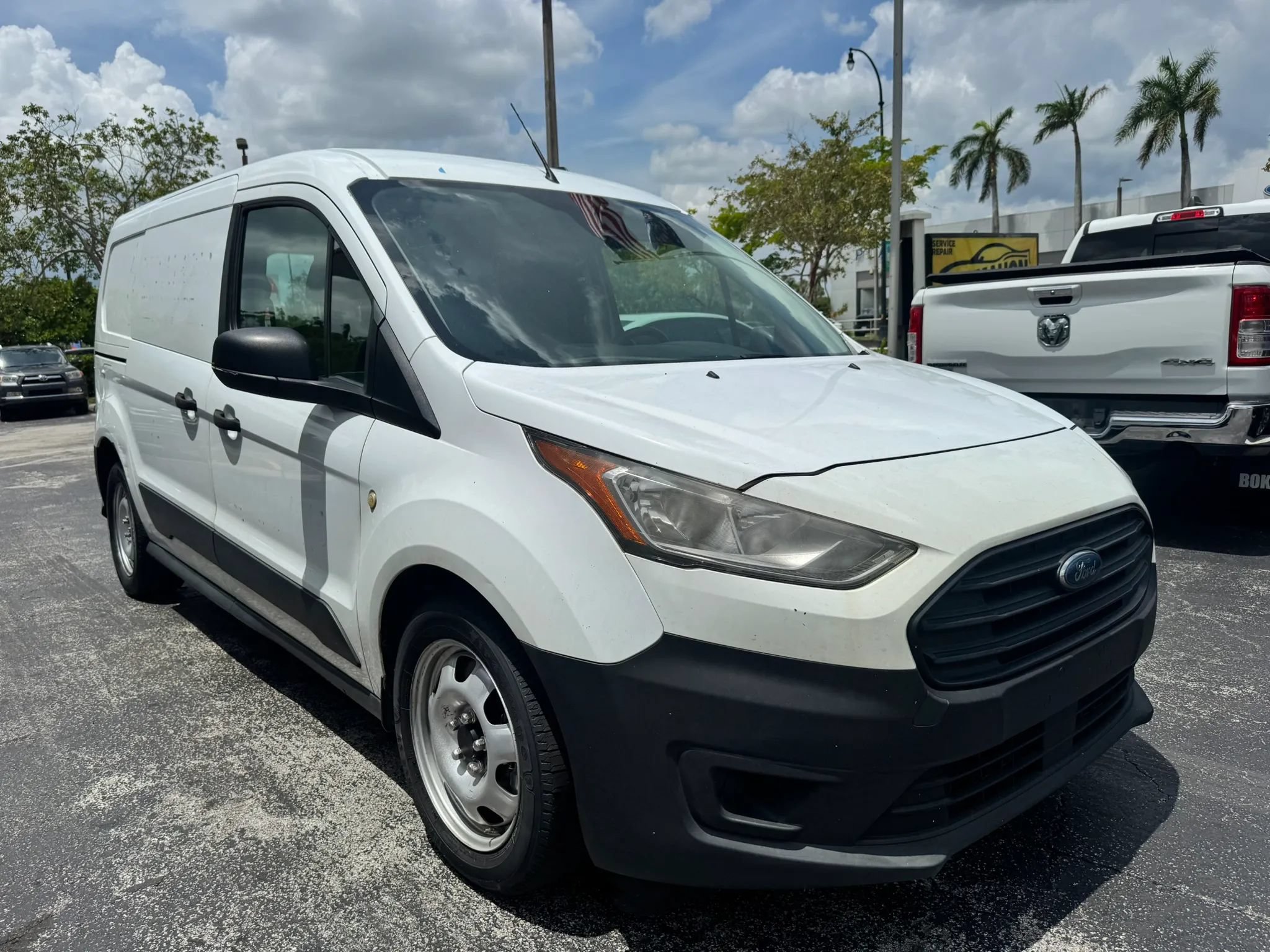 Used 2020 Ford Transit Connect XL FWD image 3