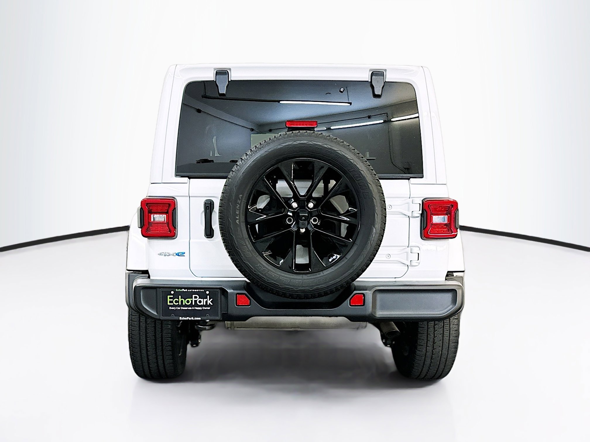 Used 2021 Jeep Wrangler Sahara image 7