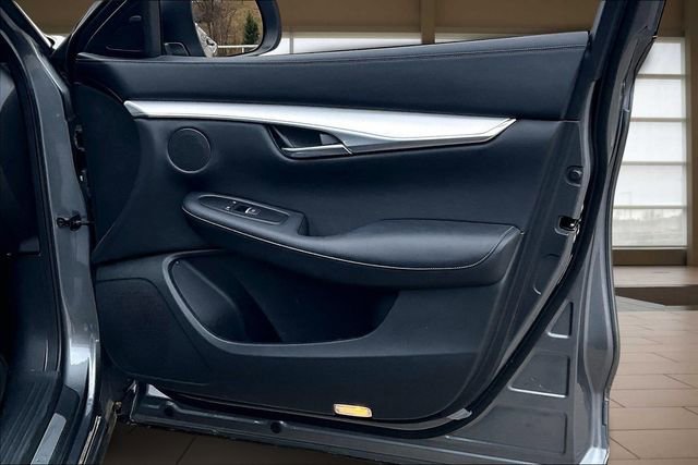 Used 2021 INFINITI QX50 Luxe w/ Appearance Package image 24