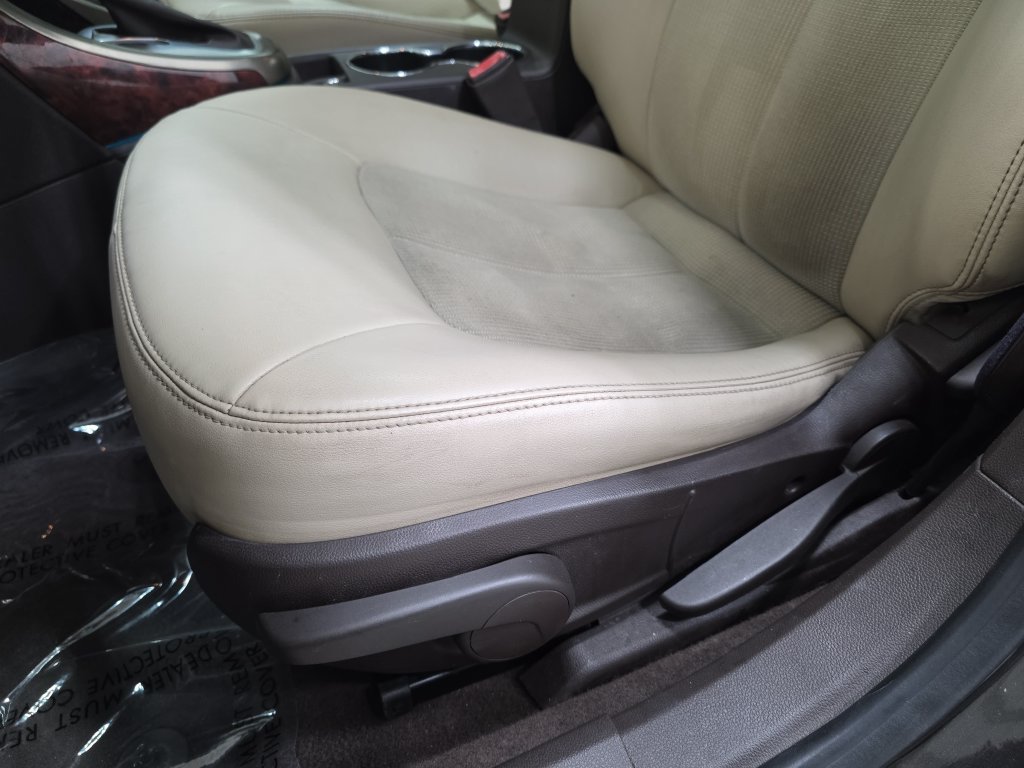 Used 2013 Buick Verano FWD image 29