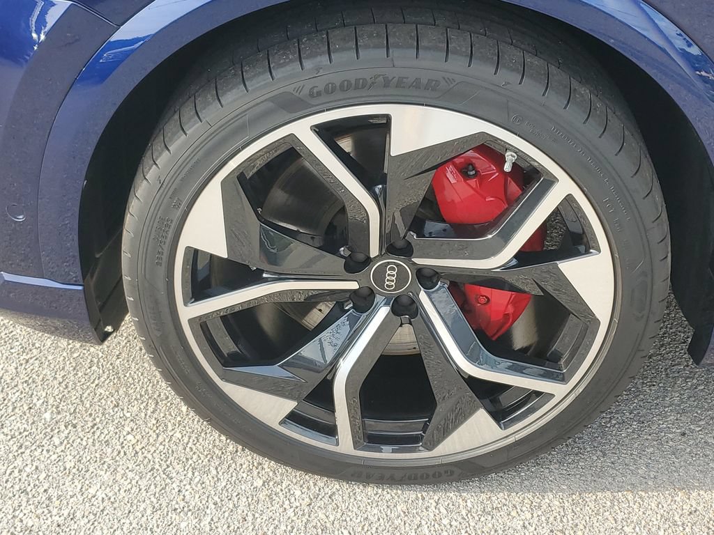 Certified 2024 Audi RS Q8 AWD/4WD image 13