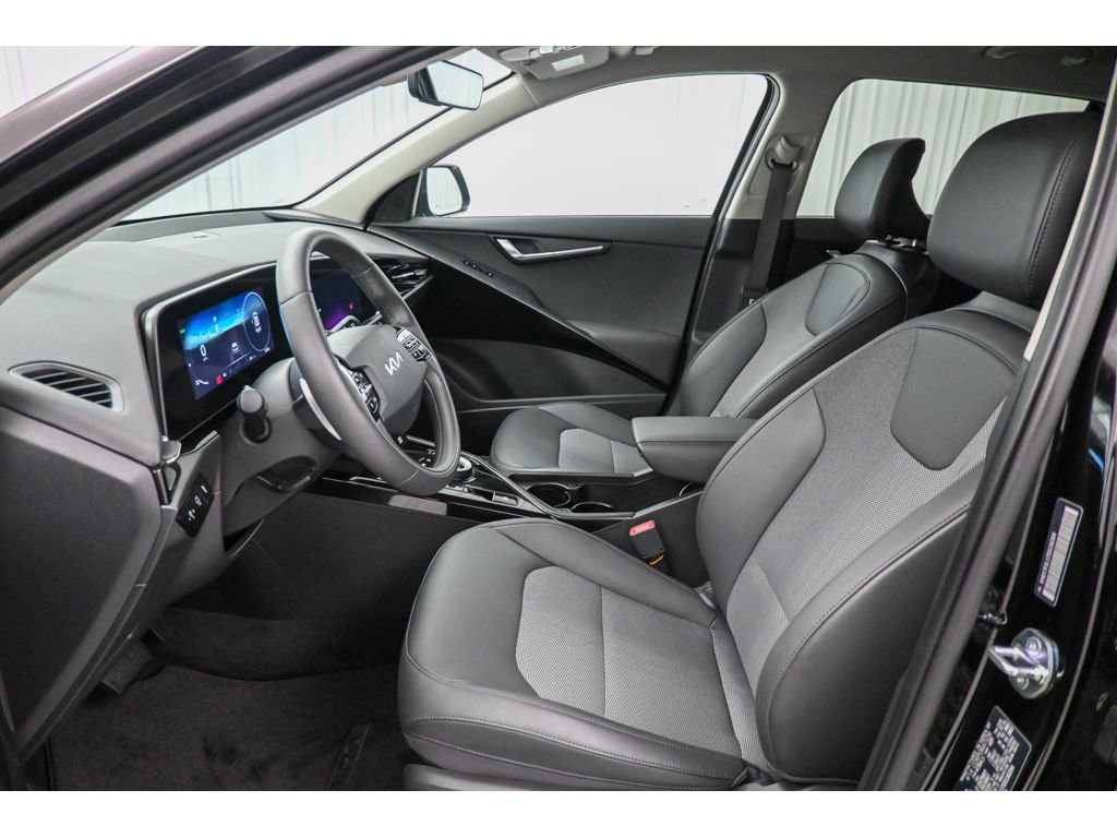 Certified 2025 Kia Niro Wind w/ Wind Preserve Package image 33