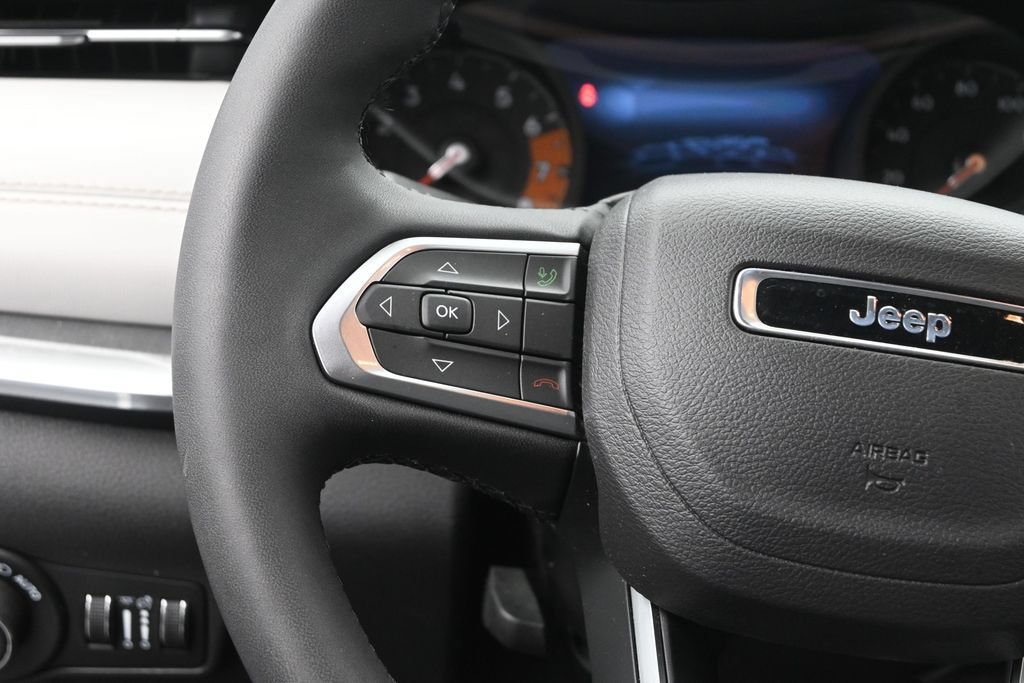 Used 2024 Jeep Compass Limited AWD/4WD image 26