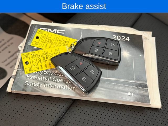 Used 2024 GMC Canyon Denali image 27