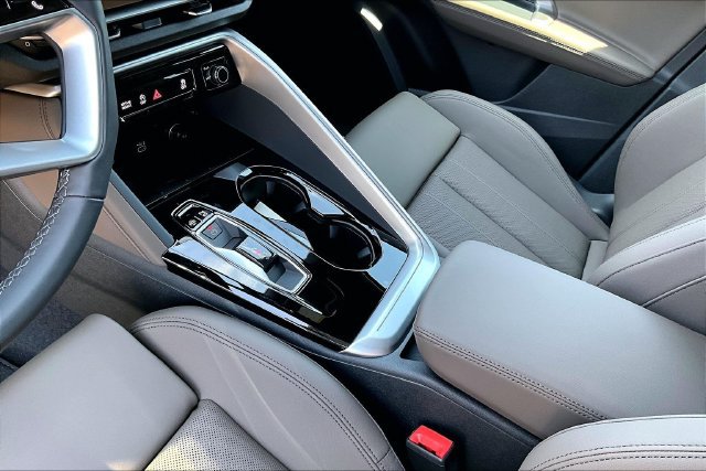New 2026 Audi Q5 Premium Plus AWD/4WD image 14