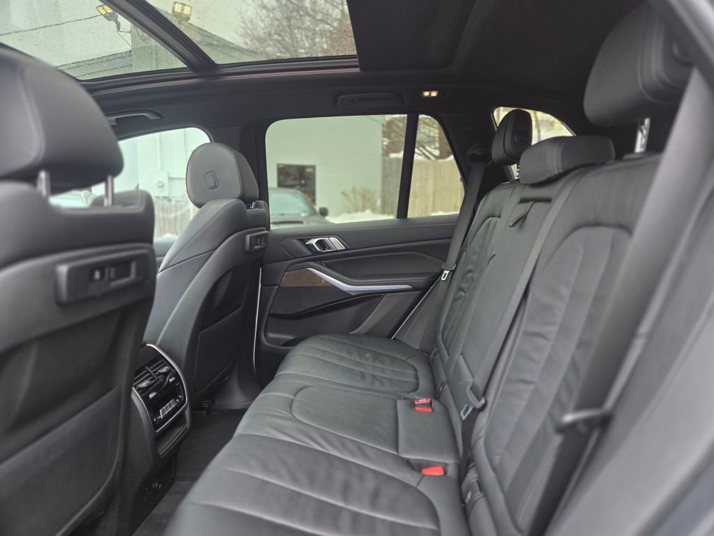 Used 2020 BMW X5 xDrive40i w/ Premium Package image 21
