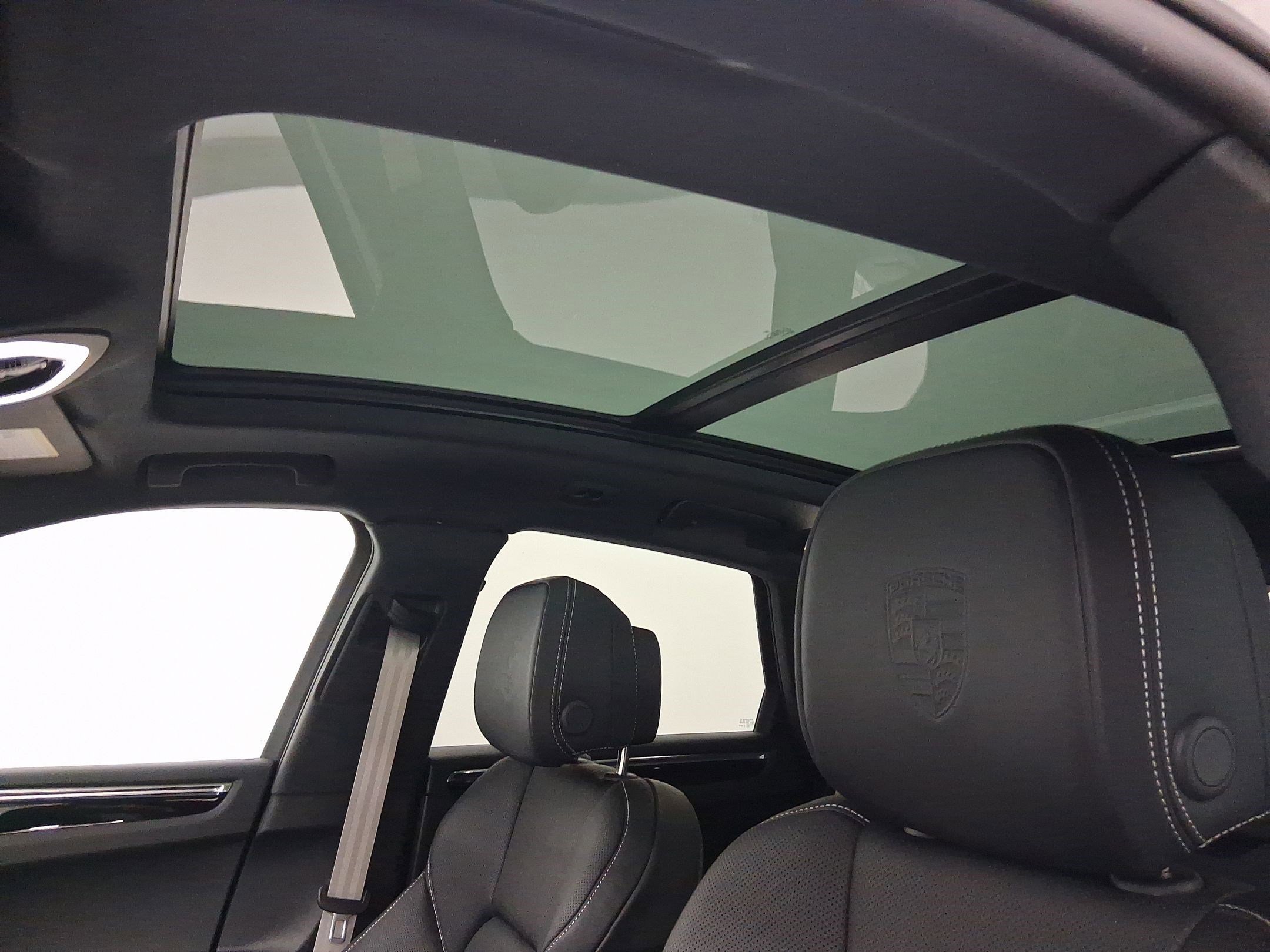 New 2026 Porsche Macan S image 14