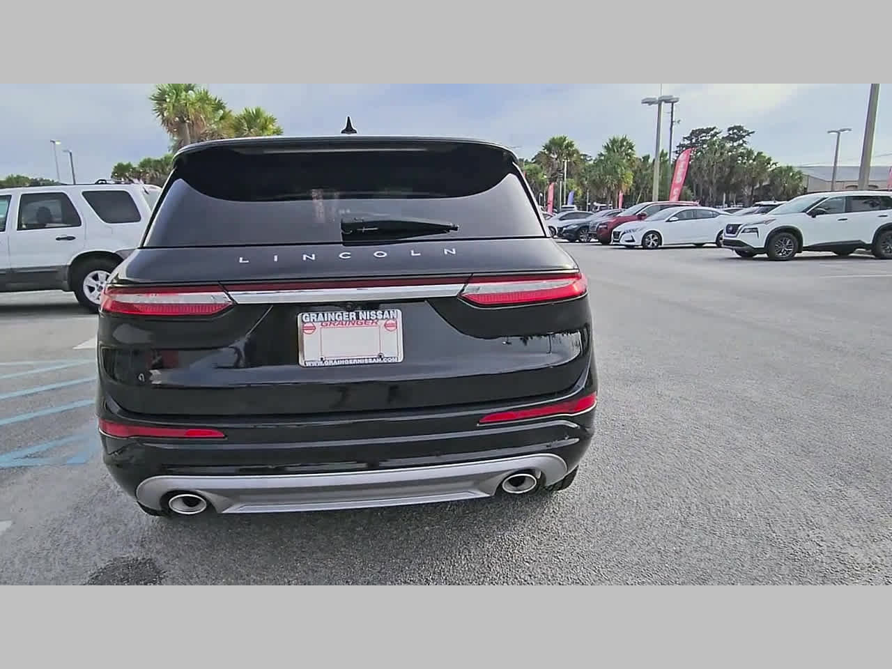Used 2020 Lincoln Corsair Reserve w/ Appearance Package FWD image 32