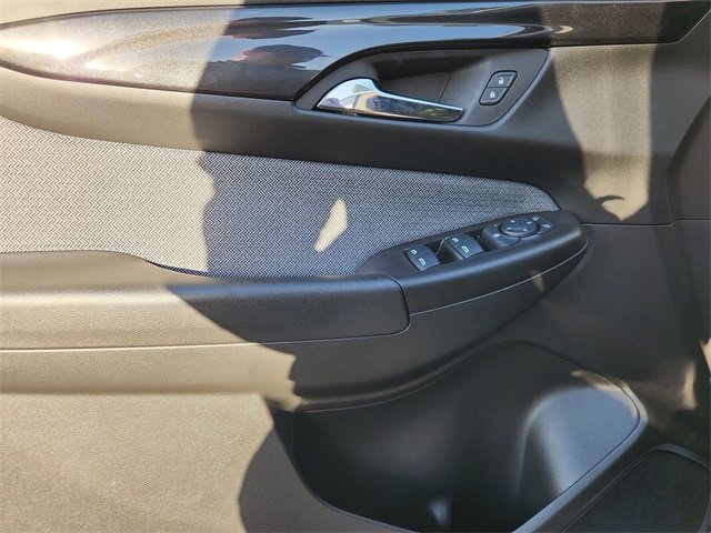 Certified 2024 Chevrolet TrailBlazer LT w/ Driver Confidence Package image 20